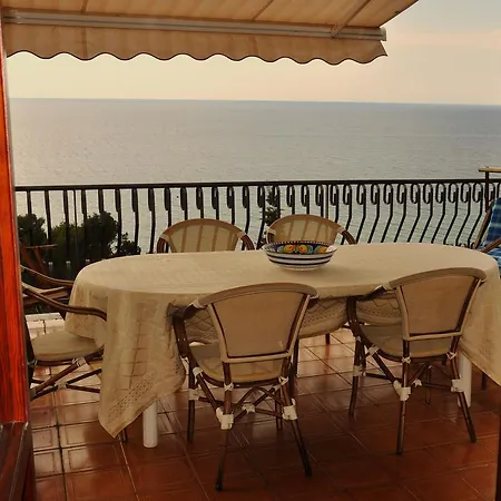 Appartamento Laura Sea View *